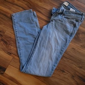Abercrombie & Fitch Faded Jesns.